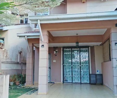 Dinaim Homestay, Tanjung Malim (for MUSLIM only)