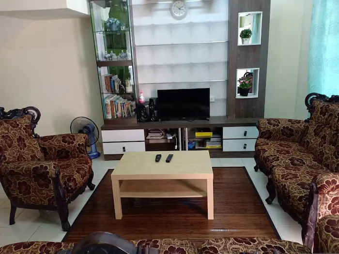 Dinaim Homestay, Tanjung Malim (for MUSLIM only) Picture 3