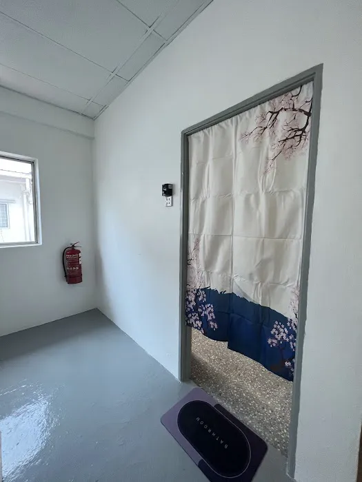Muadzam Transit Roomstay Picture 5