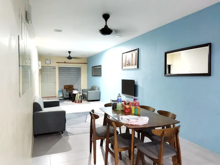 De'Satelit Homestay Muadzam Shah Picture 5