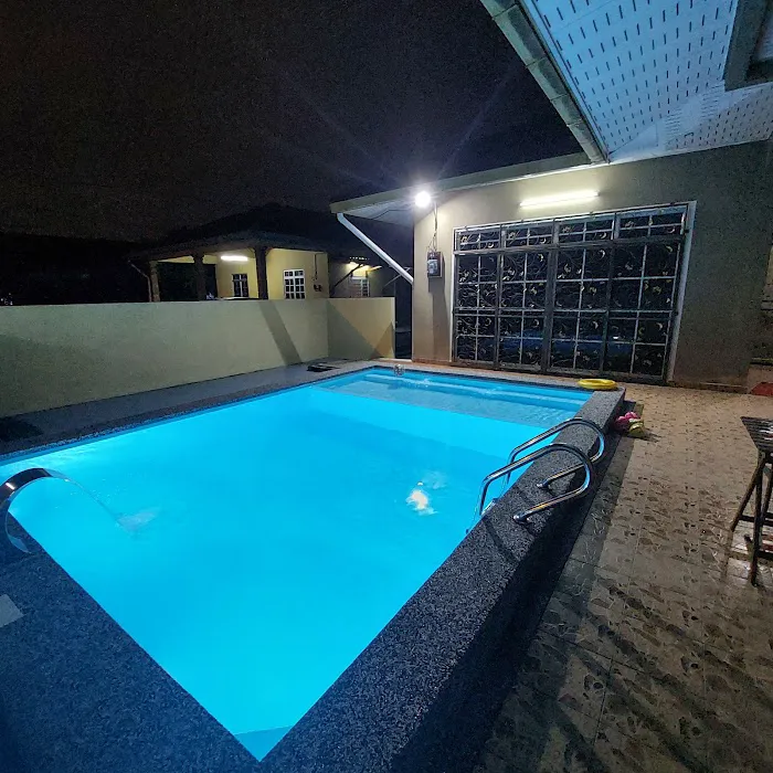 Akamella Pool Homestay Picture 3