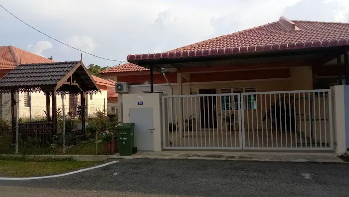 Helm's Homestay Kerdau Picture 2