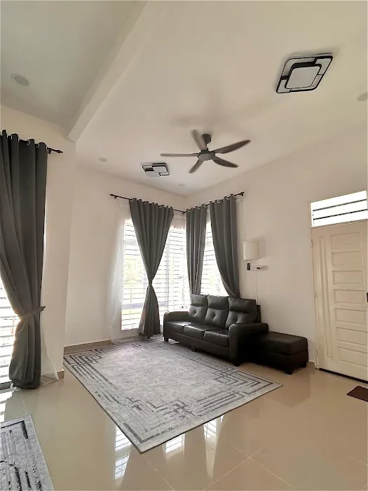 Al Faruqi Homestay Picture 9