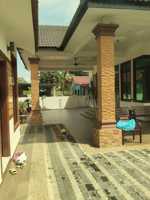 Pak Awe Homestay Picture 2