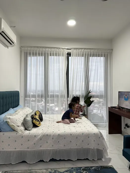 Troika Skyhouse Premium Homestay Picture 8