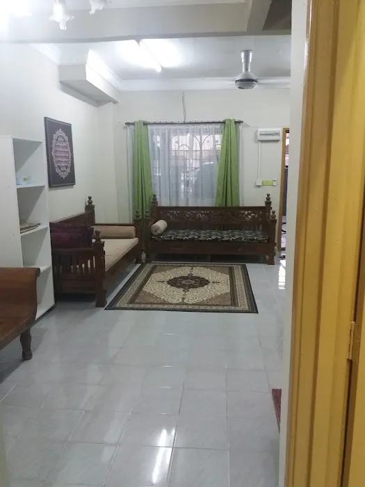 De-Puteri Homestay Picture 6
