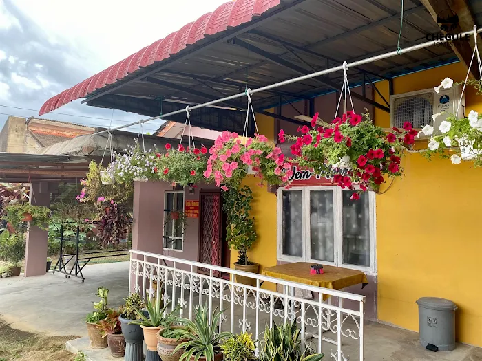 Chegule Homestay Picture 10
