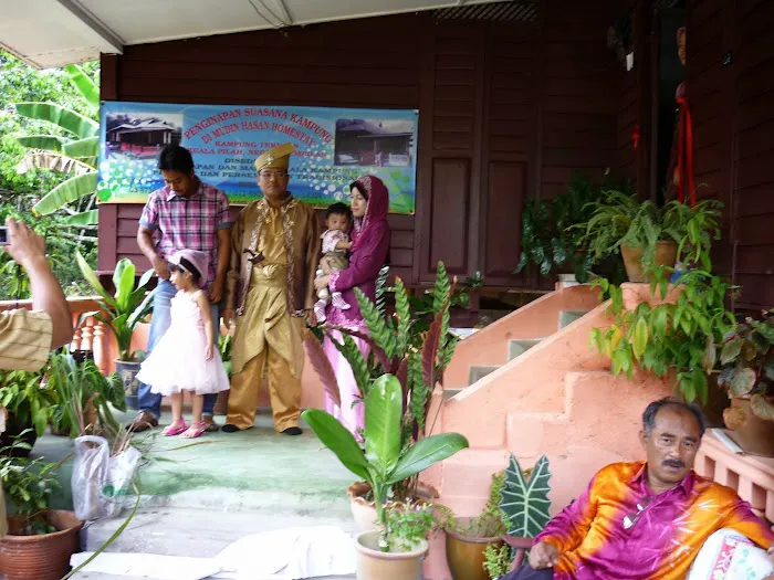 Homestay Mudin Hasan Picture 6
