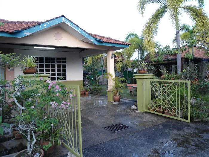 Riverview Villa Picture 2