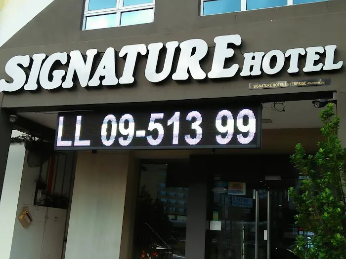 Signature Hotel Picture 5