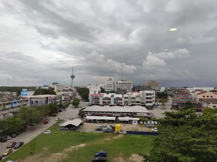 E-Red Hotel Kuantan Picture 1