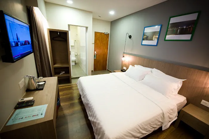 Riverside Boutique Hotel & Cafe Picture 1