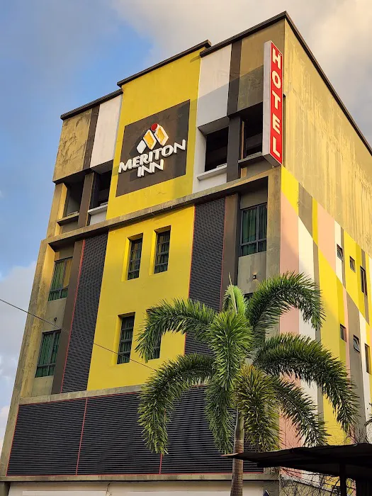 Meriton Inn Hotel Picture 1