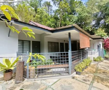Gaharu Campsite and Resort