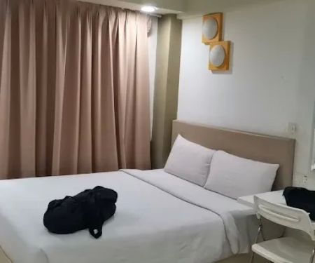 YY318 Hotel