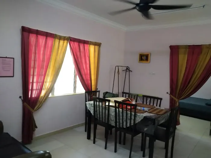 Baroqah Homestay Picture 2