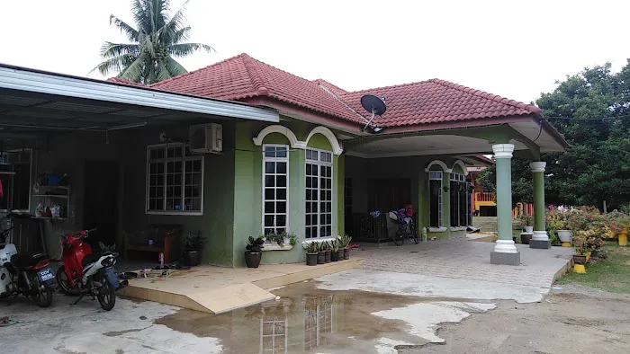 Umoh Koi Picture 1