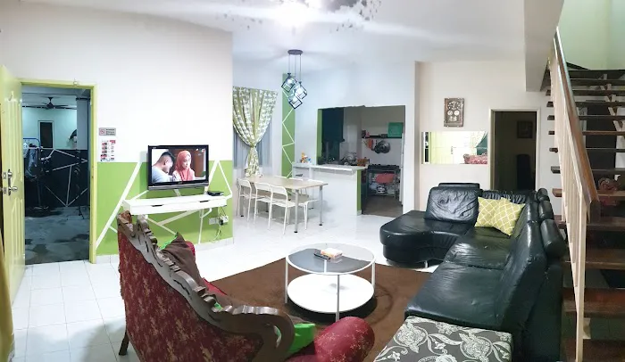 Erika Homestay Puncak Alam Picture 2