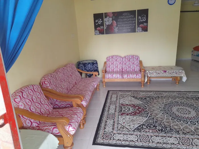 Razqa Ampang Pecah Homestay KKB Picture 10
