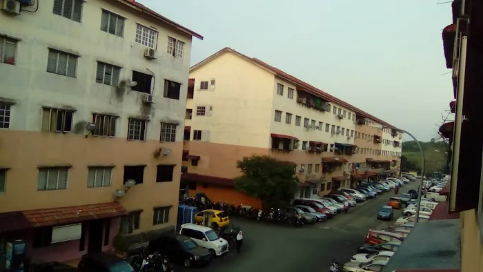 Flat Taman Impian Ehsan 2 Blk I Picture 3