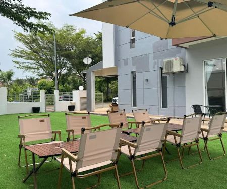 Avostay Partyhouse & Retreat | Team Building & Weddings