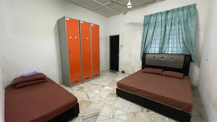 Homestay 7 Beradik @ Taman Desa Saujana Picture 3