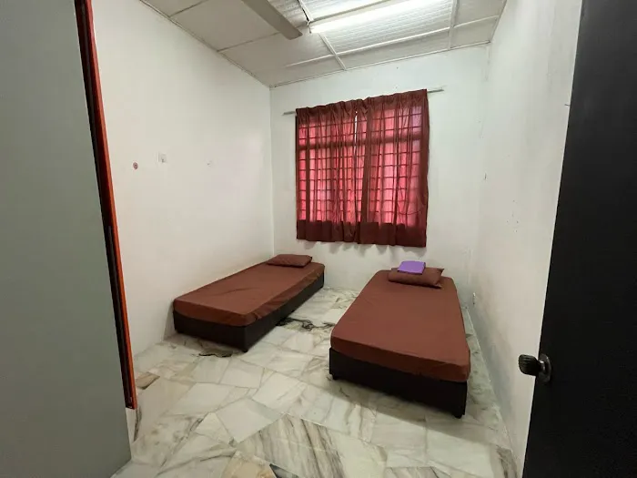 Homestay 7 Beradik @ Taman Desa Saujana Picture 6