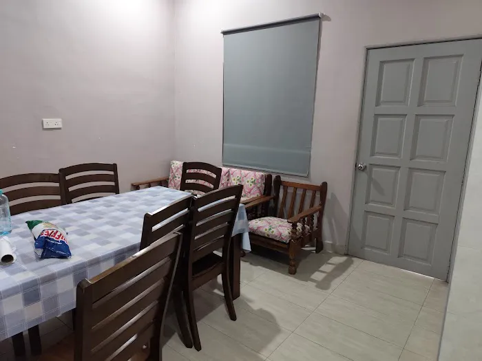D`Firdaus Homestay Picture 7