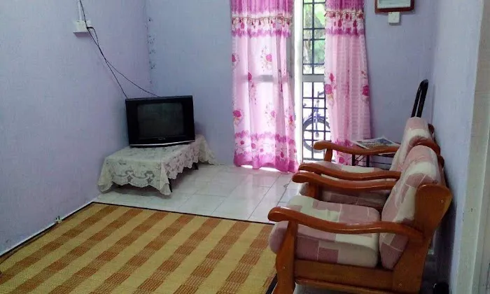 Din Homestay Picture 2