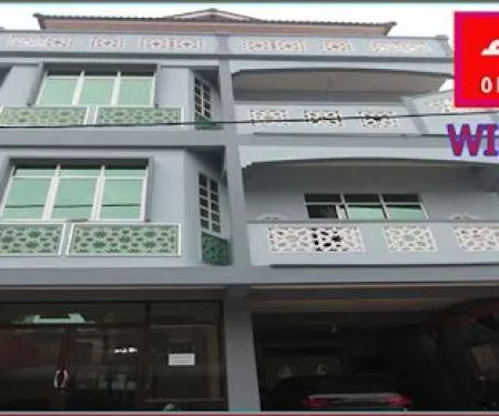 Alisha Inn