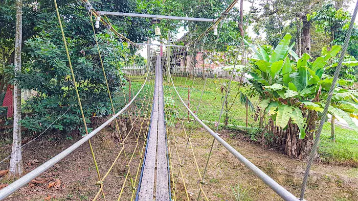 Broga Kampung Chalet Picture 9