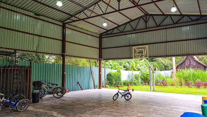 Broga Kampung Chalet Picture 10