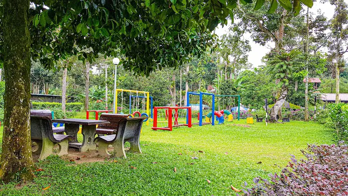 Broga Kampung Chalet Picture 7