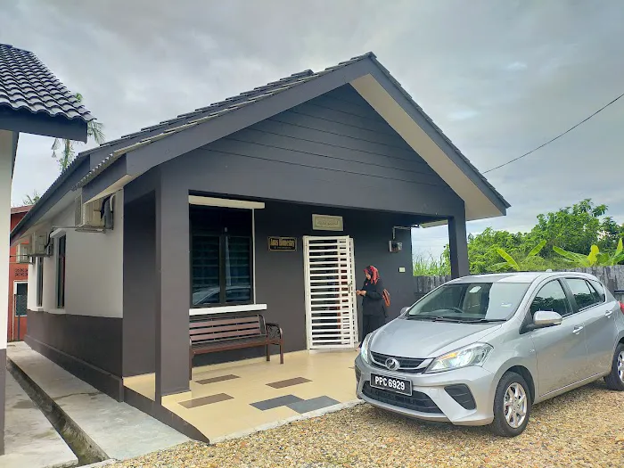 Anas Homestay Pajak Song Picture 2
