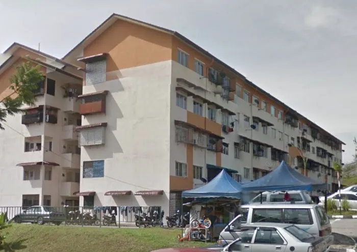 BLOK F PANGSAPURI SERI RIA Picture 3