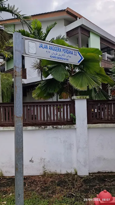Taman Anggerik Perdana Picture 9