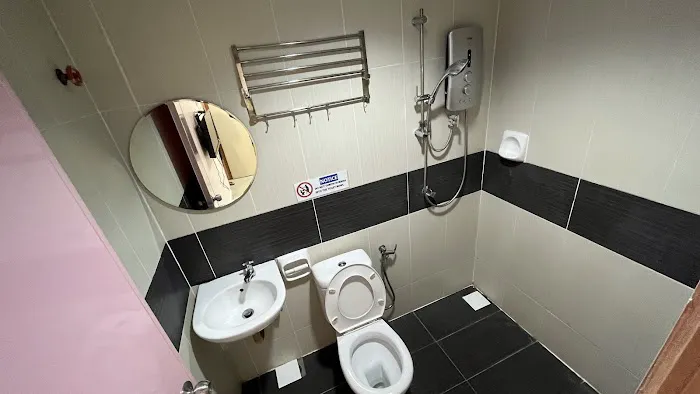 Shining Hotel Picture 4
