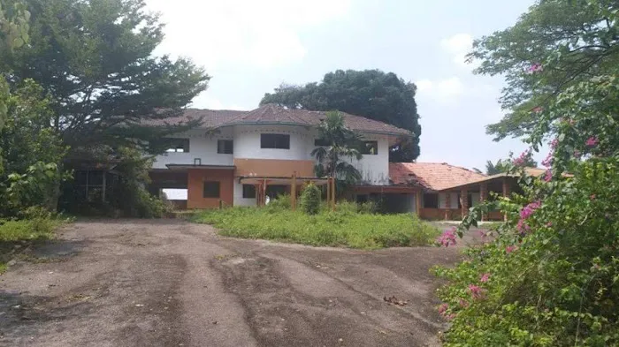 Sime Darby Mill & Estate Bungalows Picture 4