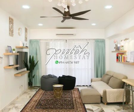 Puteh Homestay