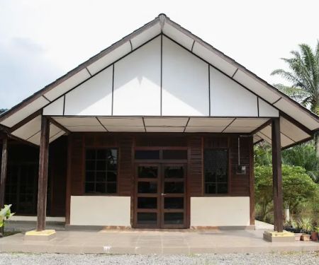 Homestay Rooma Gedi (Formerly Known as Rumah Kebun)