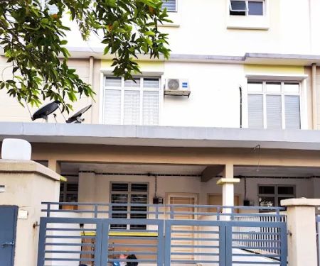 Equine Park Landed Homestay