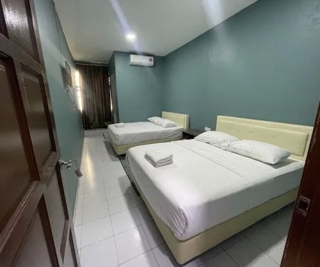 Qeyjan Hotel
