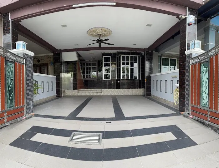Cempaka Villa Homestay Picture 3