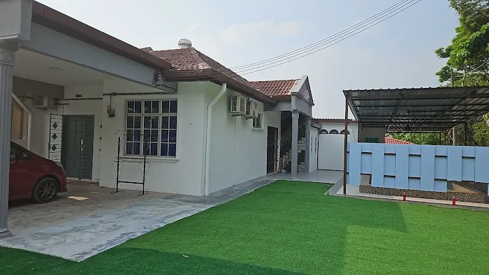 Zael Desa Cempaka homestay with pool Picture 7
