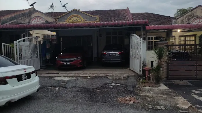 BRO NIZAM HOMESTAY NILAI Picture 4