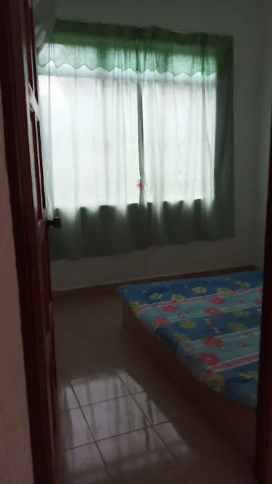 Lui Barat Homestay Picture 4