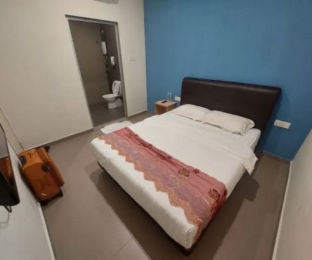Mass Hotel