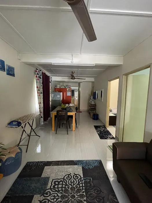 Al-Amiin Homestay Bera Picture 10