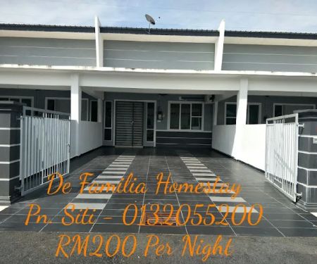 De Familia Homestay
