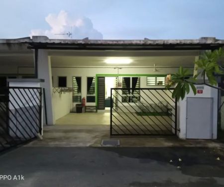 Warda Homestay Bera Pahang